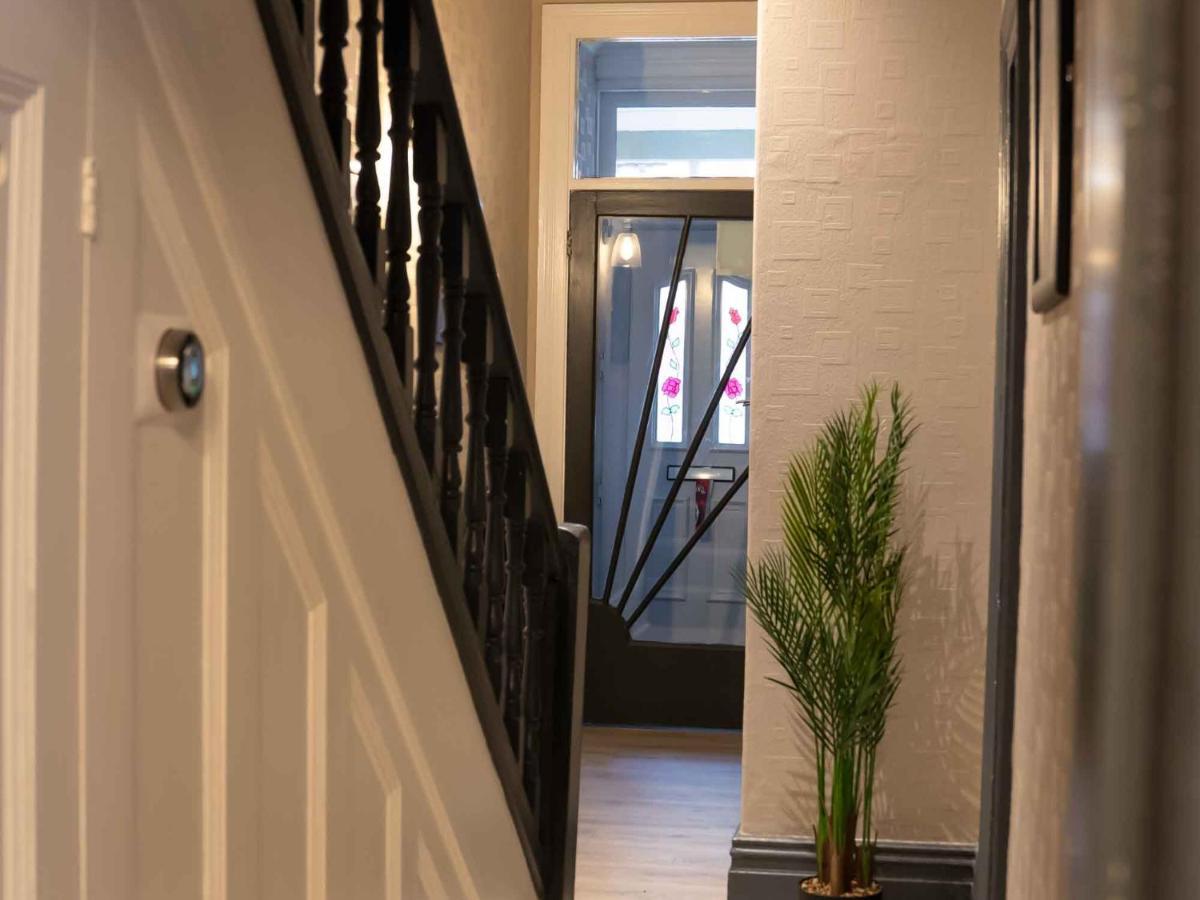 Pass The Keys Amazing, Newly Renovated 5Bedroom House Sleeps 10 Скарборо Екстер'єр фото